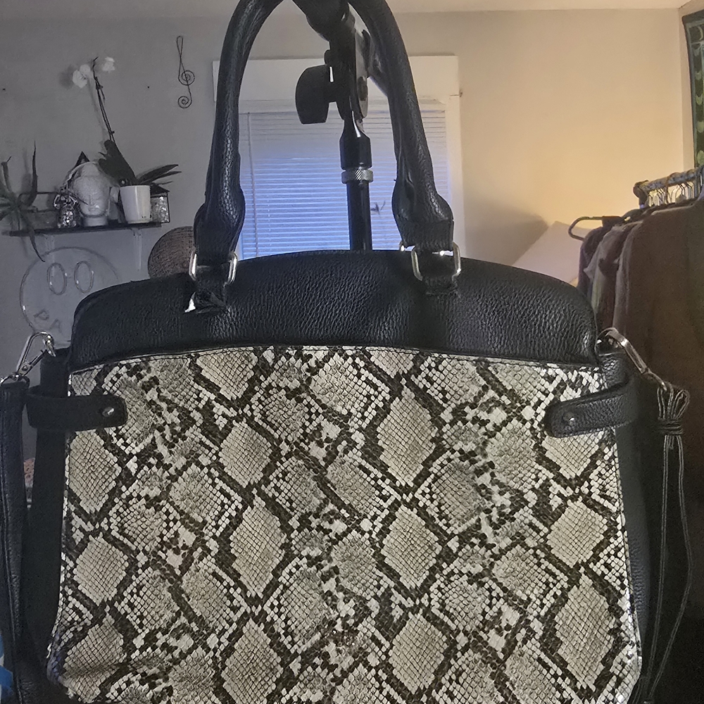Stylish Black and Tan Snake Print Shoulder Bag